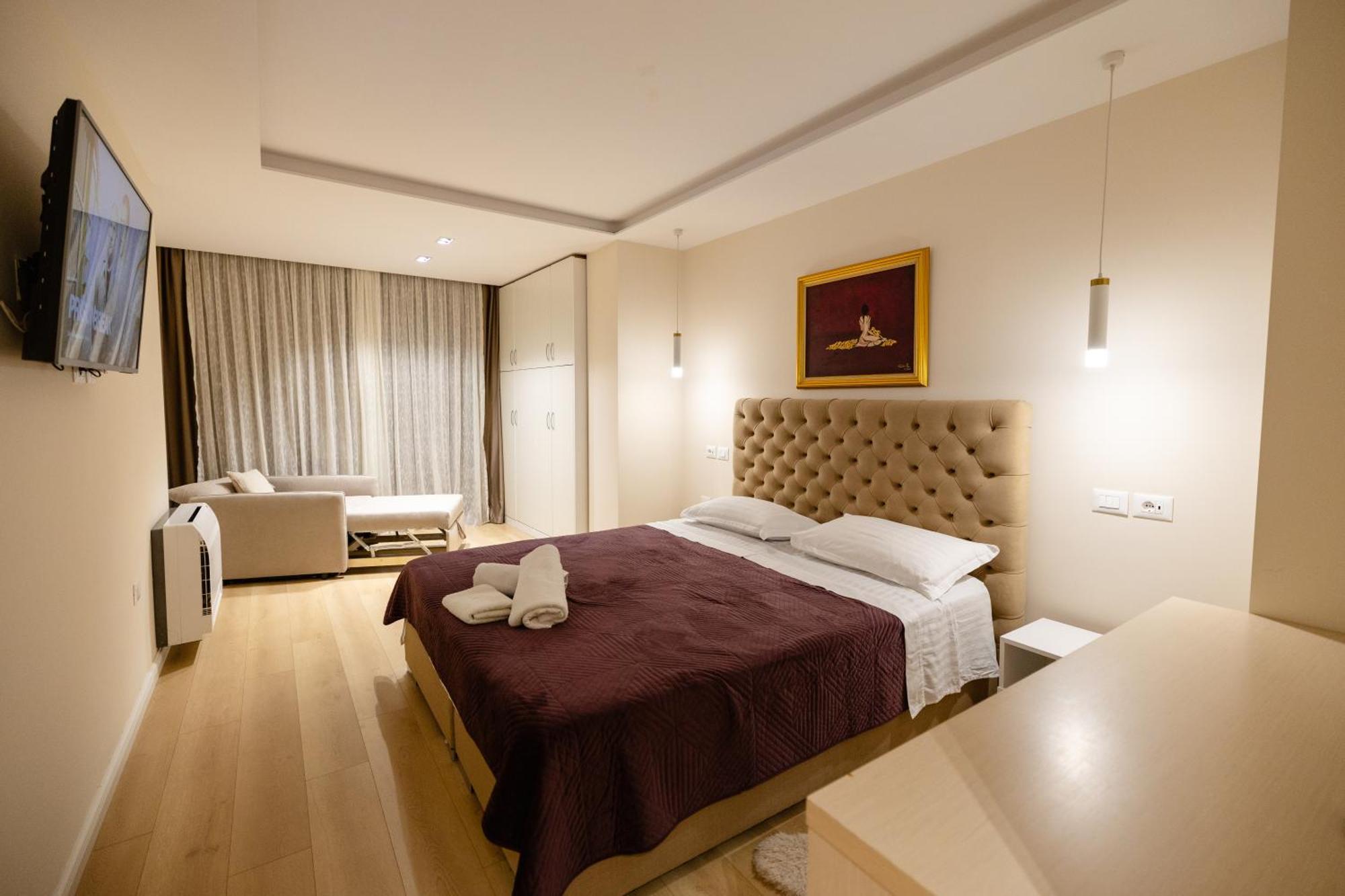 Luxury Center Observatori Apartment تيرانا المظهر الخارجي الصورة