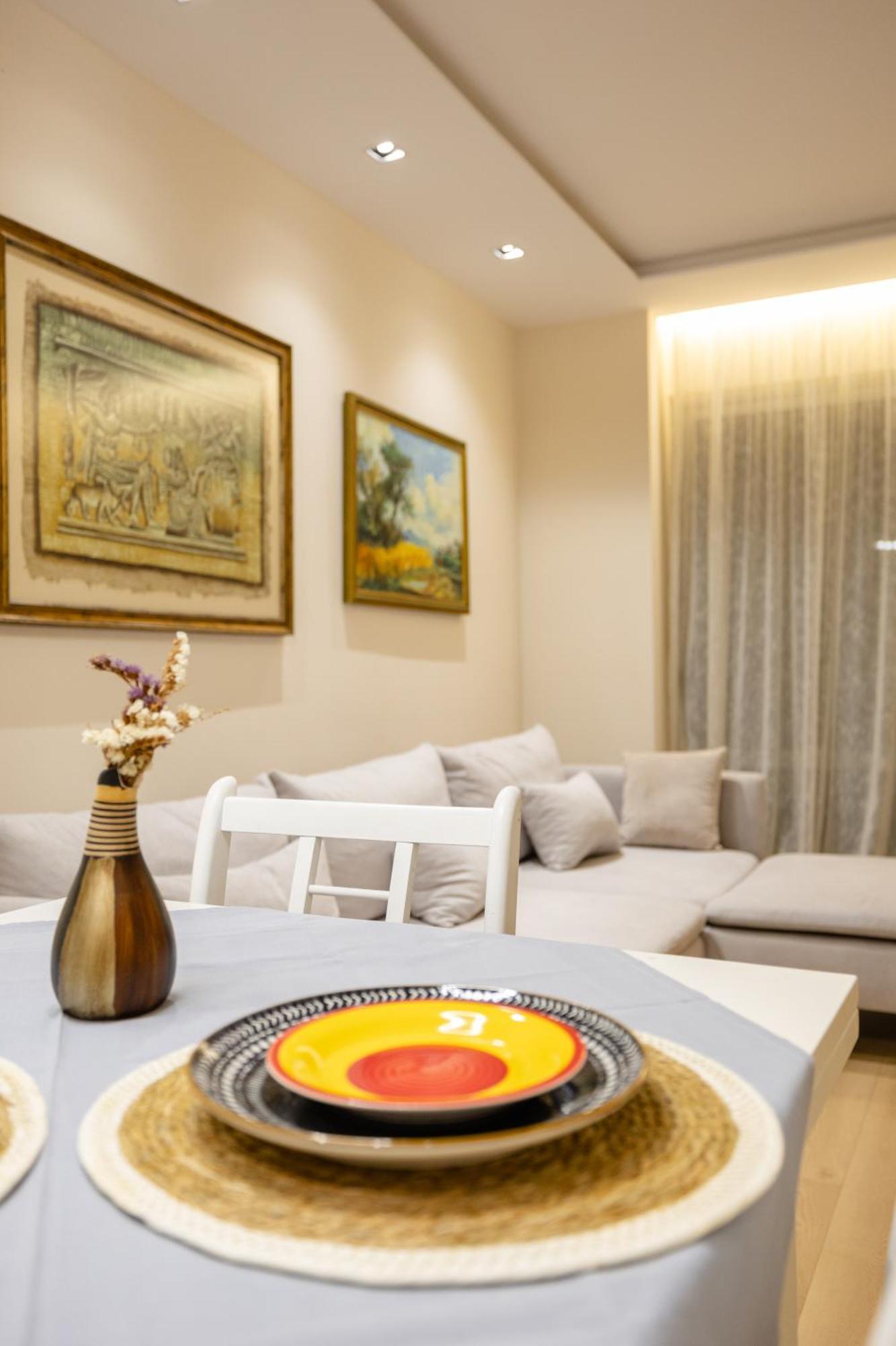 Luxury Center Observatori Apartment تيرانا المظهر الخارجي الصورة