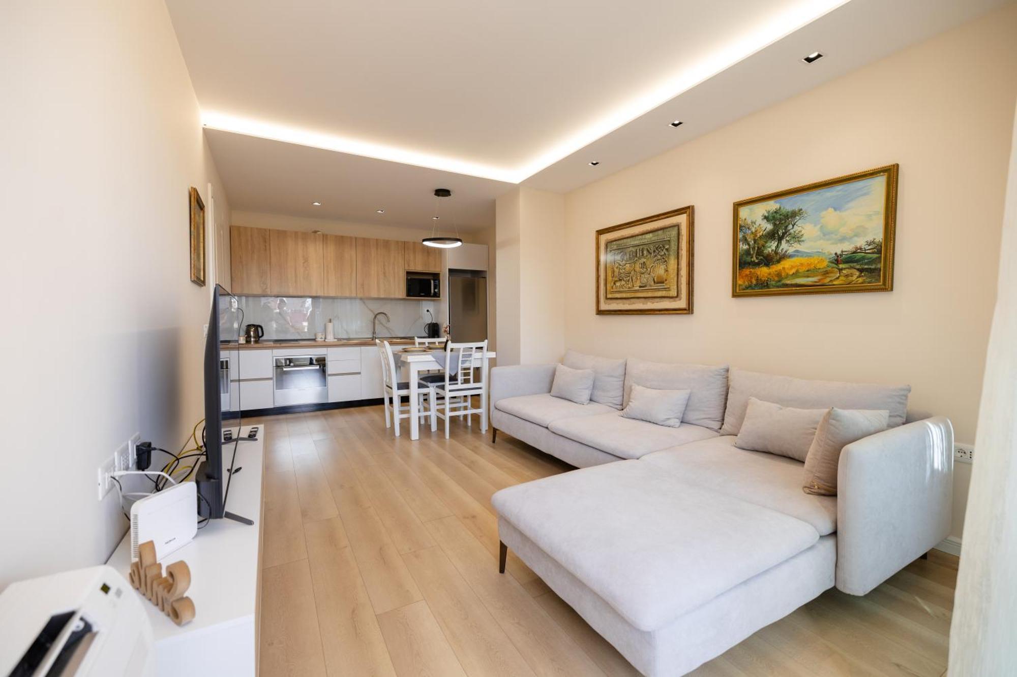 Luxury Center Observatori Apartment تيرانا المظهر الخارجي الصورة