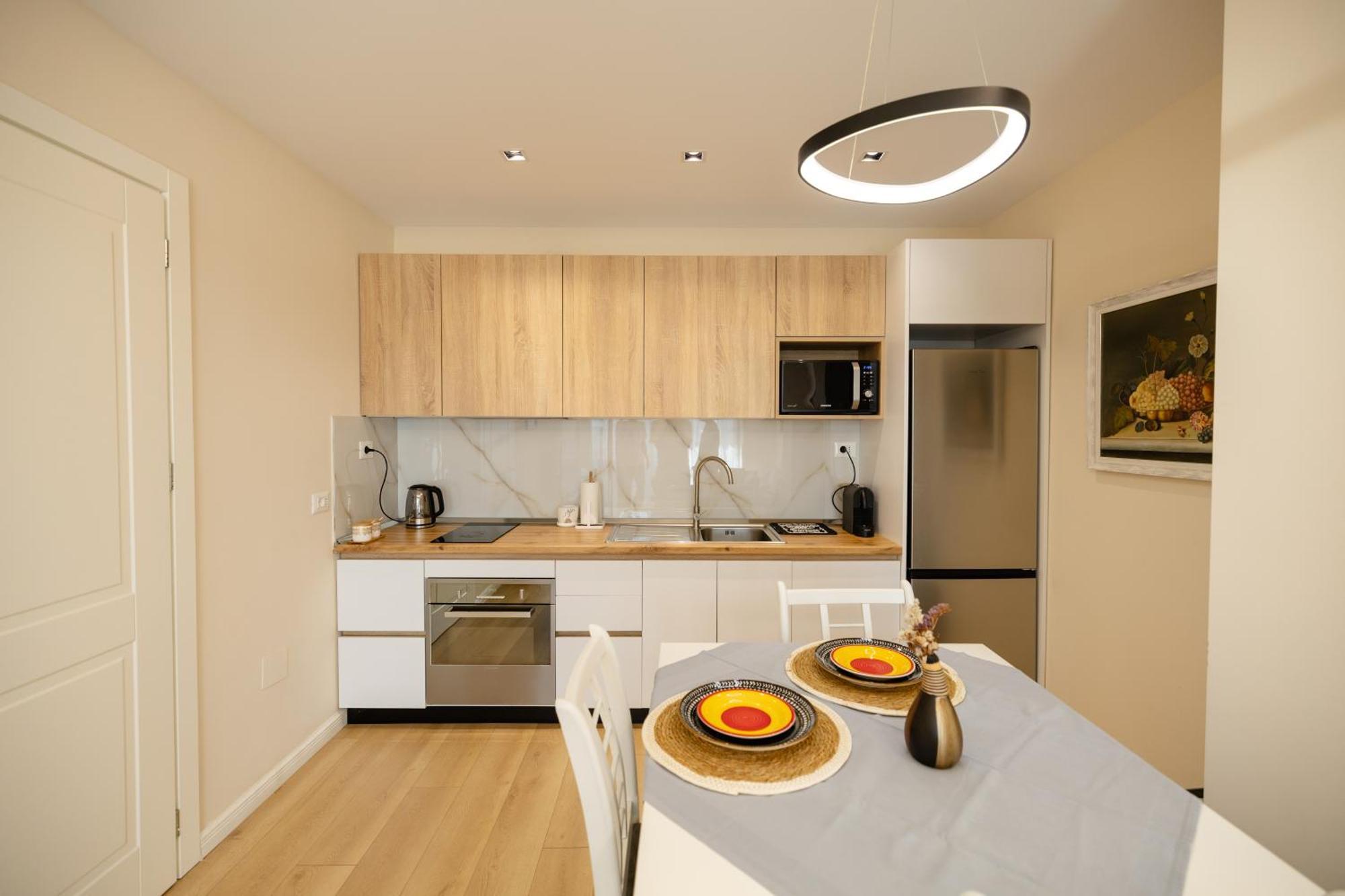 Luxury Center Observatori Apartment تيرانا المظهر الخارجي الصورة