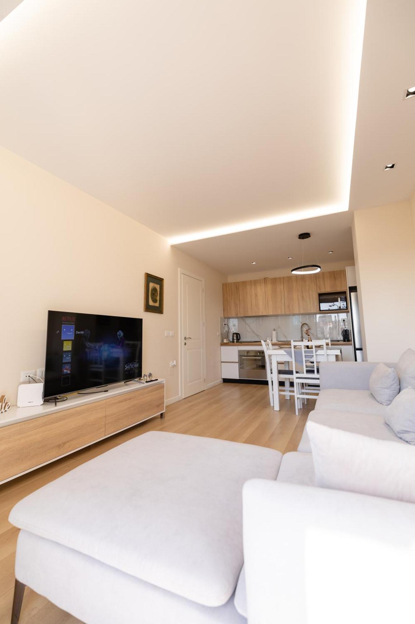 Luxury Center Observatori Apartment تيرانا المظهر الخارجي الصورة